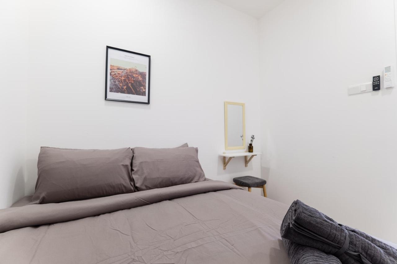 クアラルンプールContemporary United Point 6 Pax 现代风格 Desa Park & Mont Kiaraアパートメント エクステリア 写真